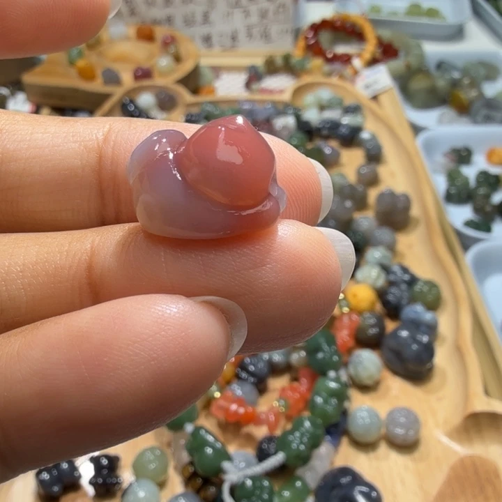 和田玉未镶嵌珠宝半成品