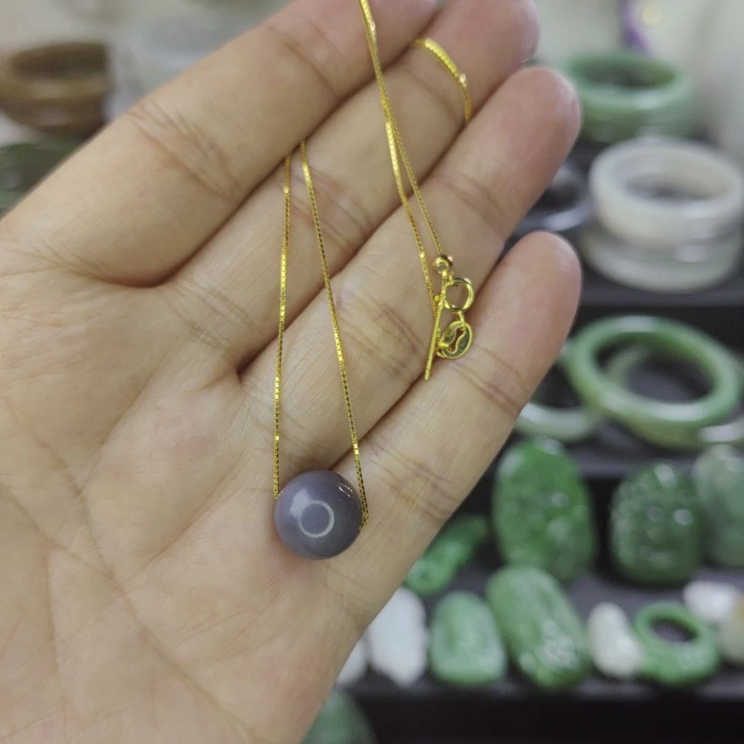 和田玉未镶嵌吊坠(赠链)