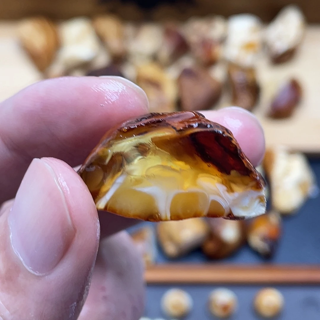 未镶嵌定制琥珀定制