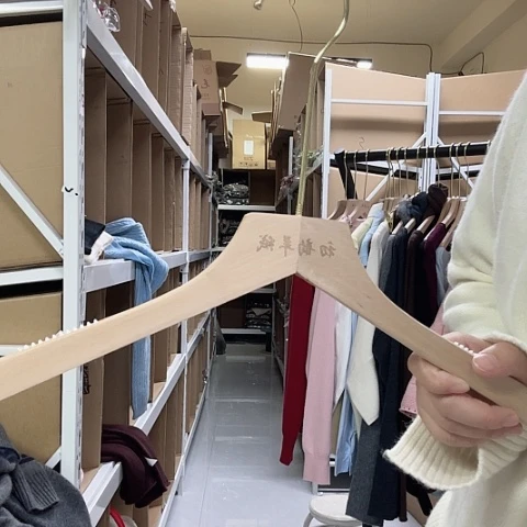 羊绒灰色围巾披肩特价