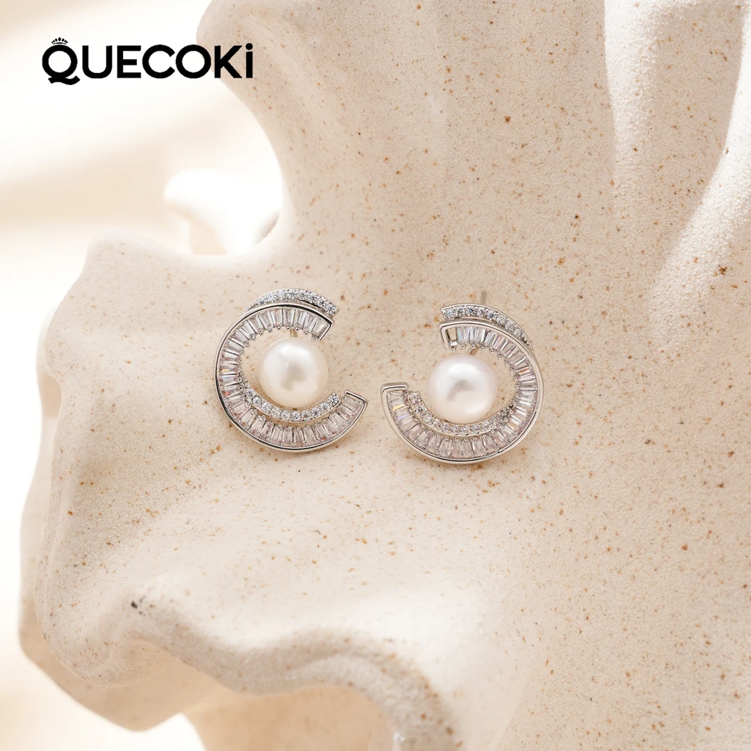 合金锆石耳饰 韩版轻奢字母c形耳钉ins风洋气耳饰轻奢感女士耳环