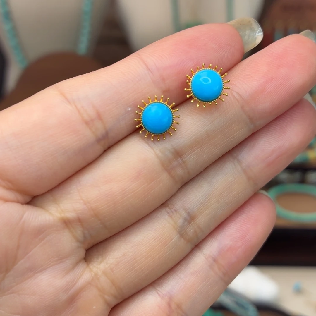 绿松石18K金镶嵌耳饰