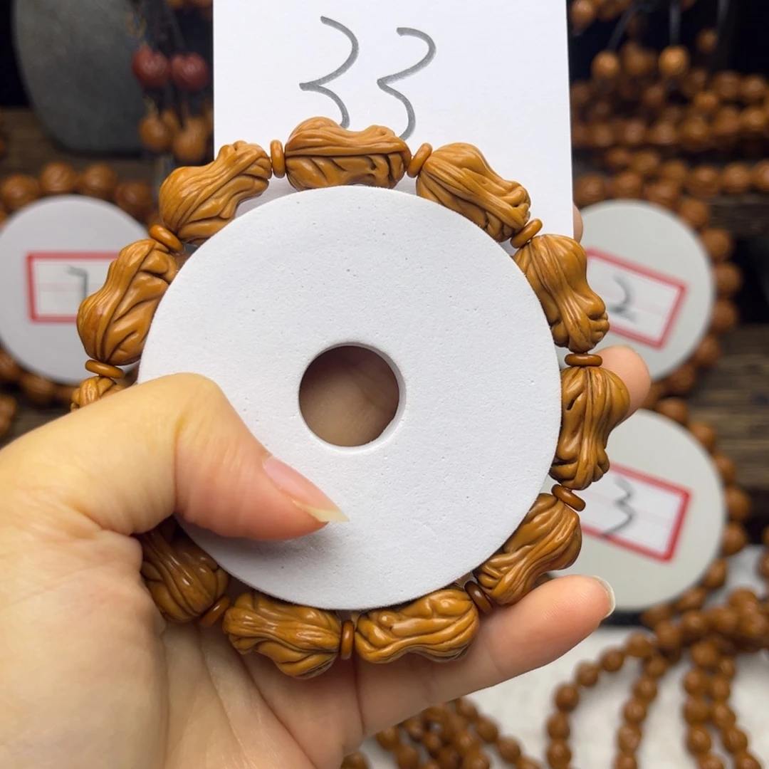 吊坠桃核龙纹桃核手串花生肚卡13左右