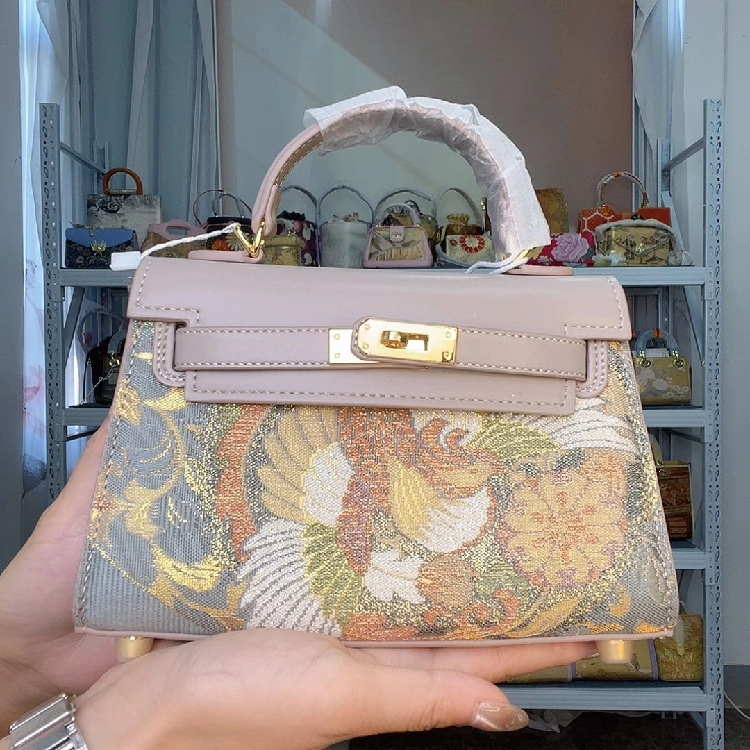 织物桑蚕丝非遗唐锦小凯莉