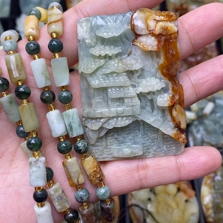 蛇纹石玉吊坠未镶嵌