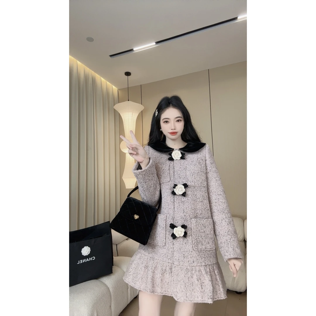 WY【浪漫与你羽绒外套】原创设计师羊毛小香风90白鸭绒法式复古日常