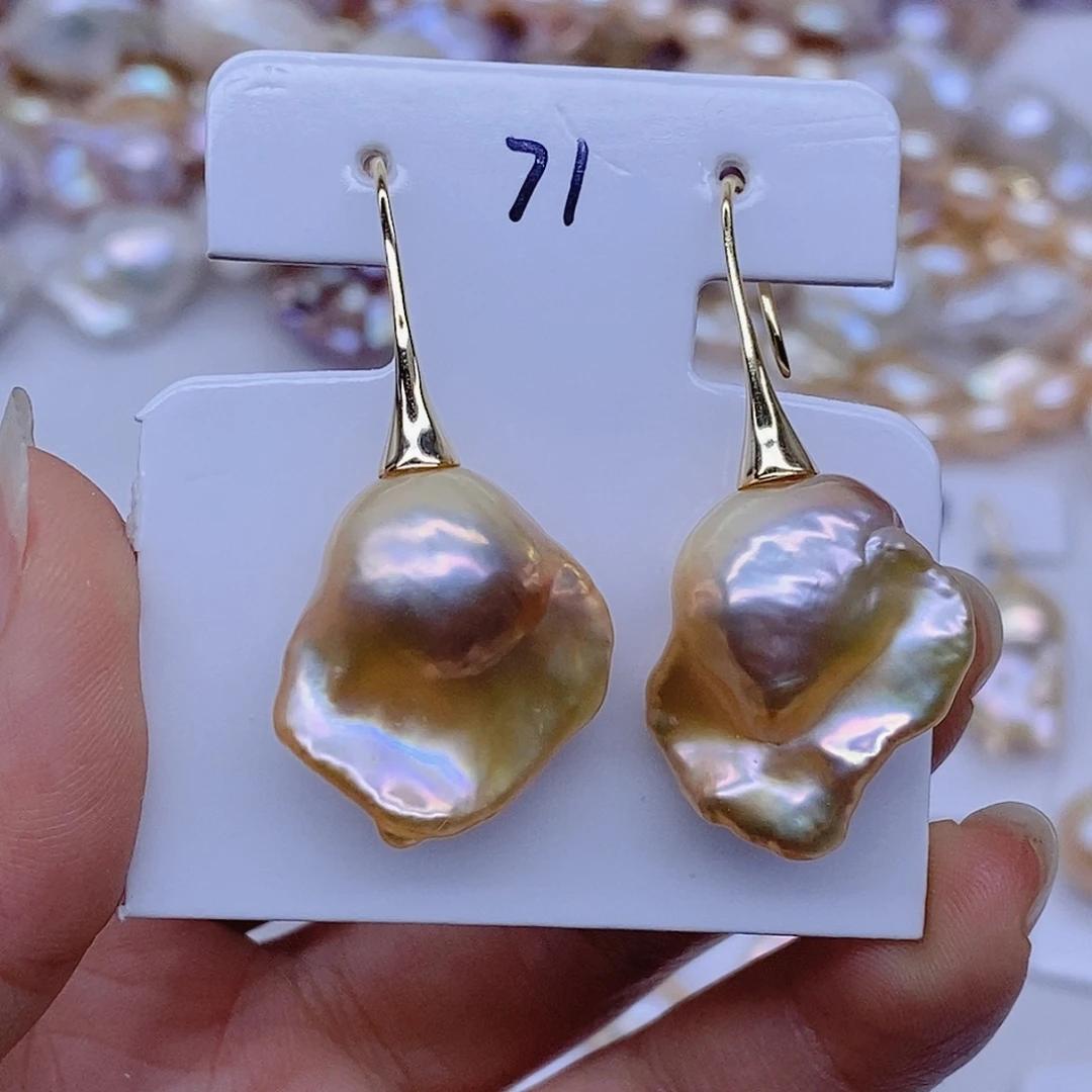 淡水珍珠银S925镶嵌耳饰