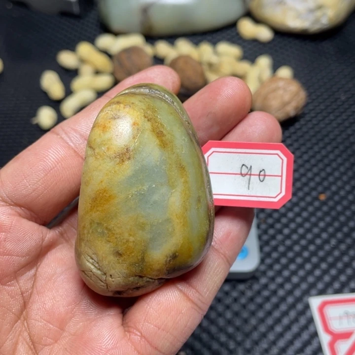 颈饰足铂镶嵌和田玉90