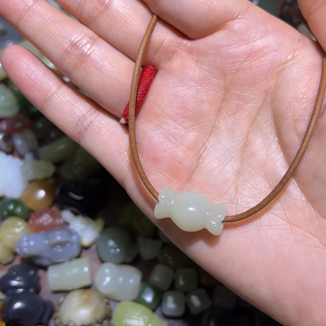 和田玉未镶嵌珠宝半成品