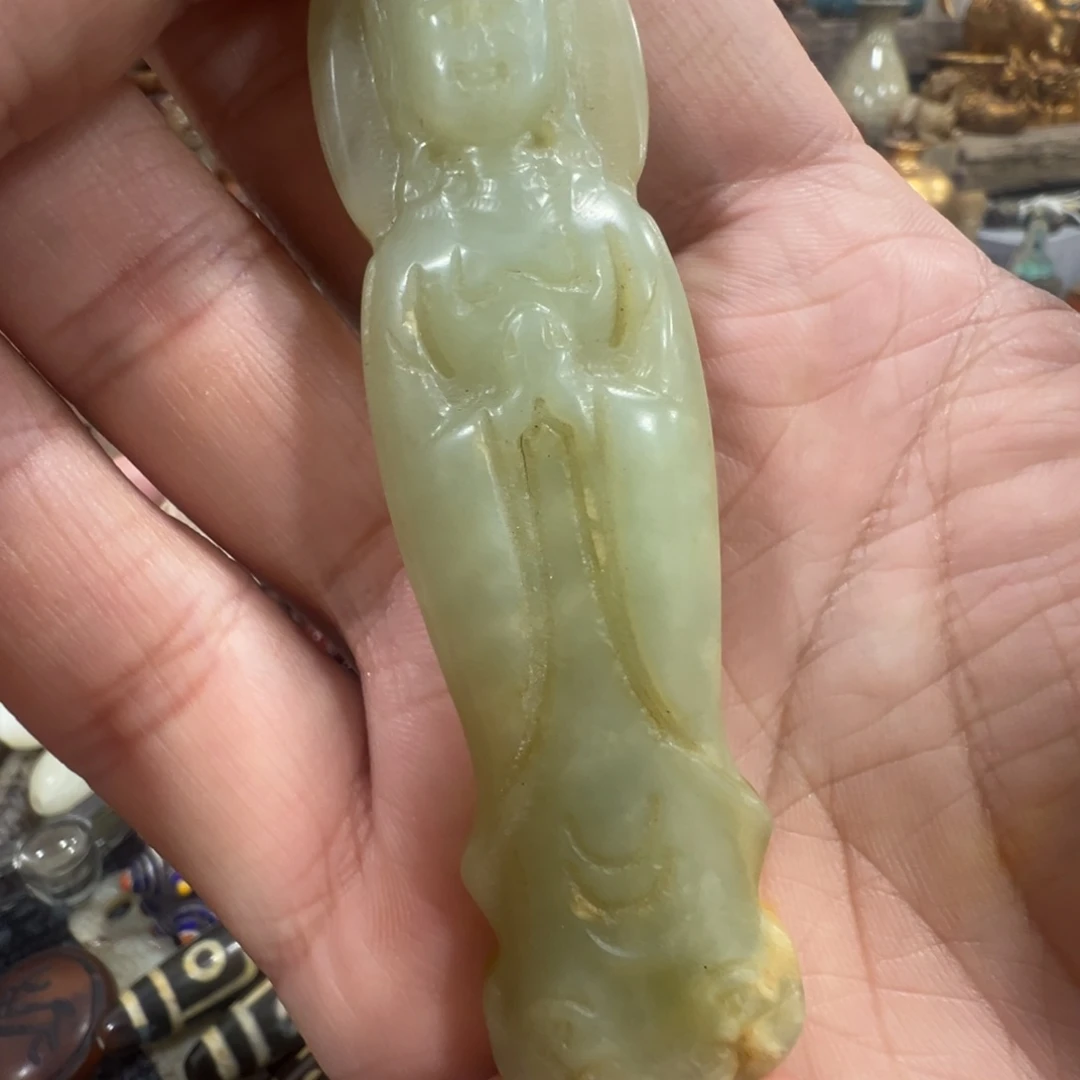 独山玉未镶嵌颈饰挂件