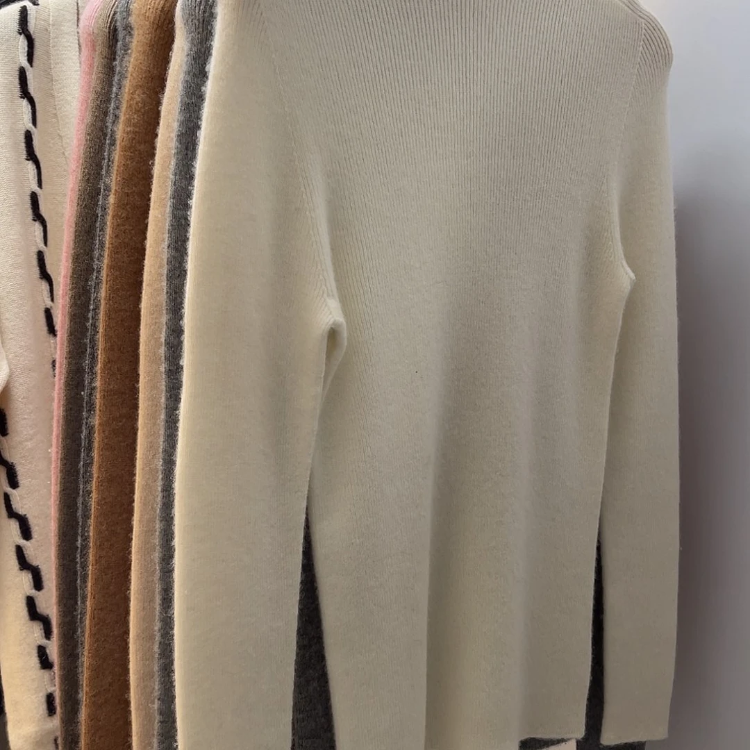 高领 修身打底颜色战马可选