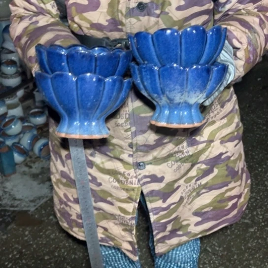 红陶口15高10瑕疵