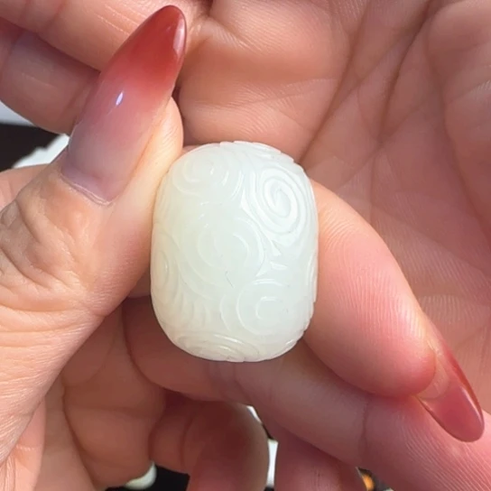 和田玉（糖玉）未镶嵌颈饰