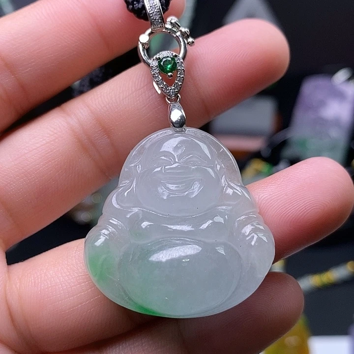 翡翠未镶嵌吊坠(赠链)