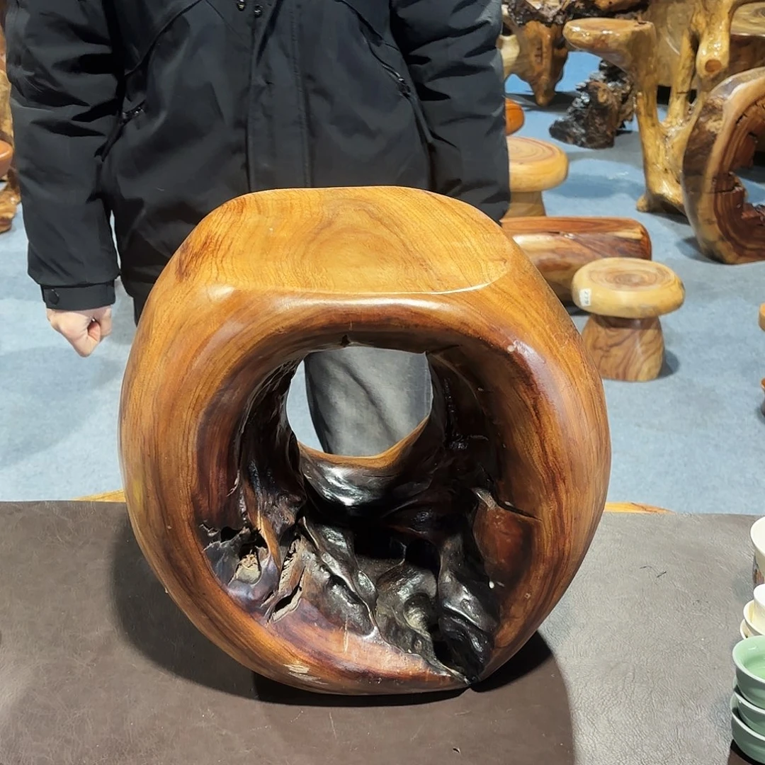 香樟木风化凳36-.26-33