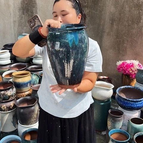 口20高31瑕疵一个盆子。