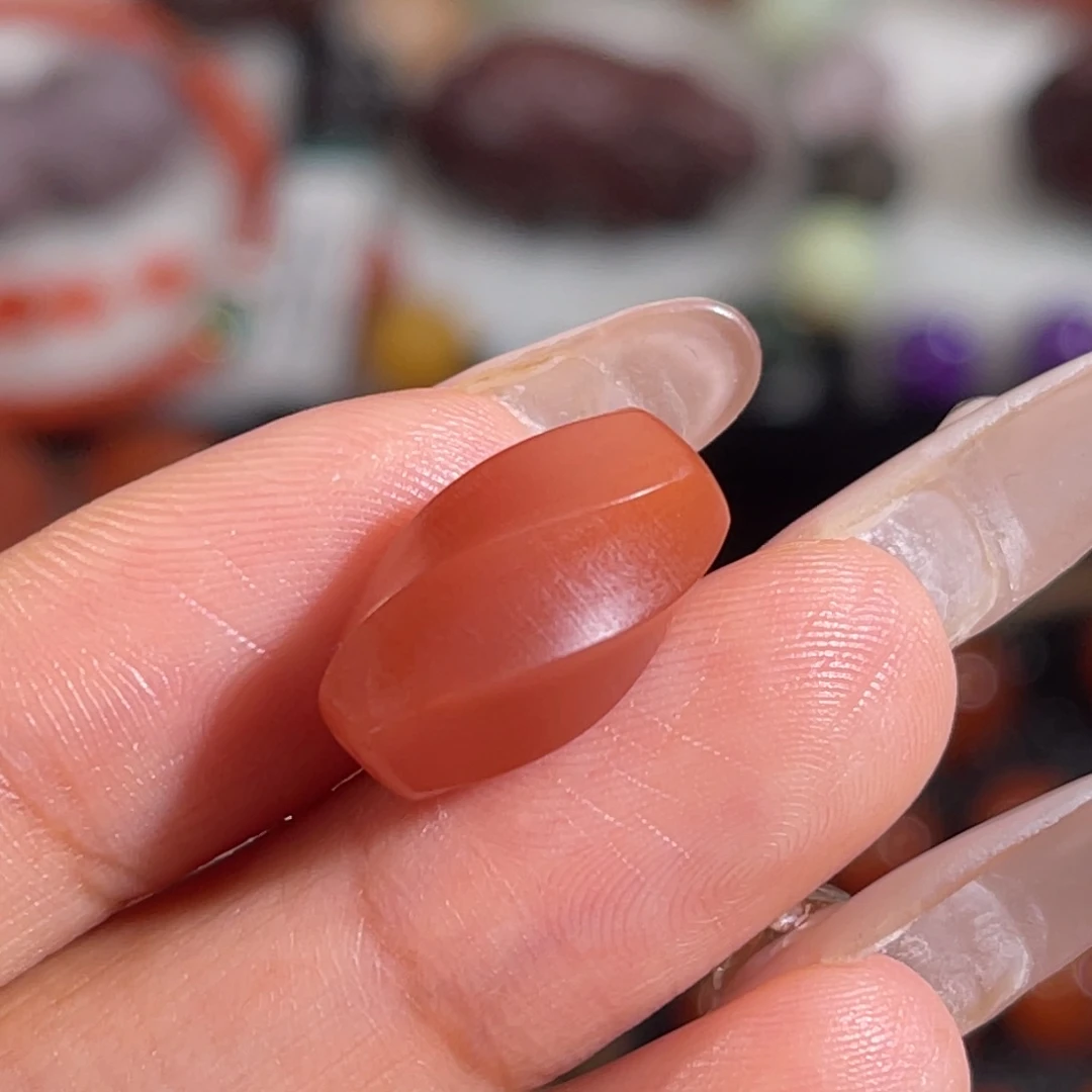 南红玛瑙未镶嵌纽棱珠 8.8x15.9mm 不换退