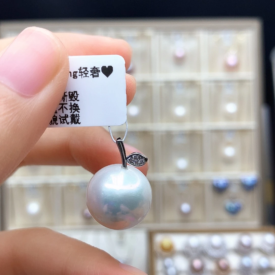 淡水珍珠合金颈饰