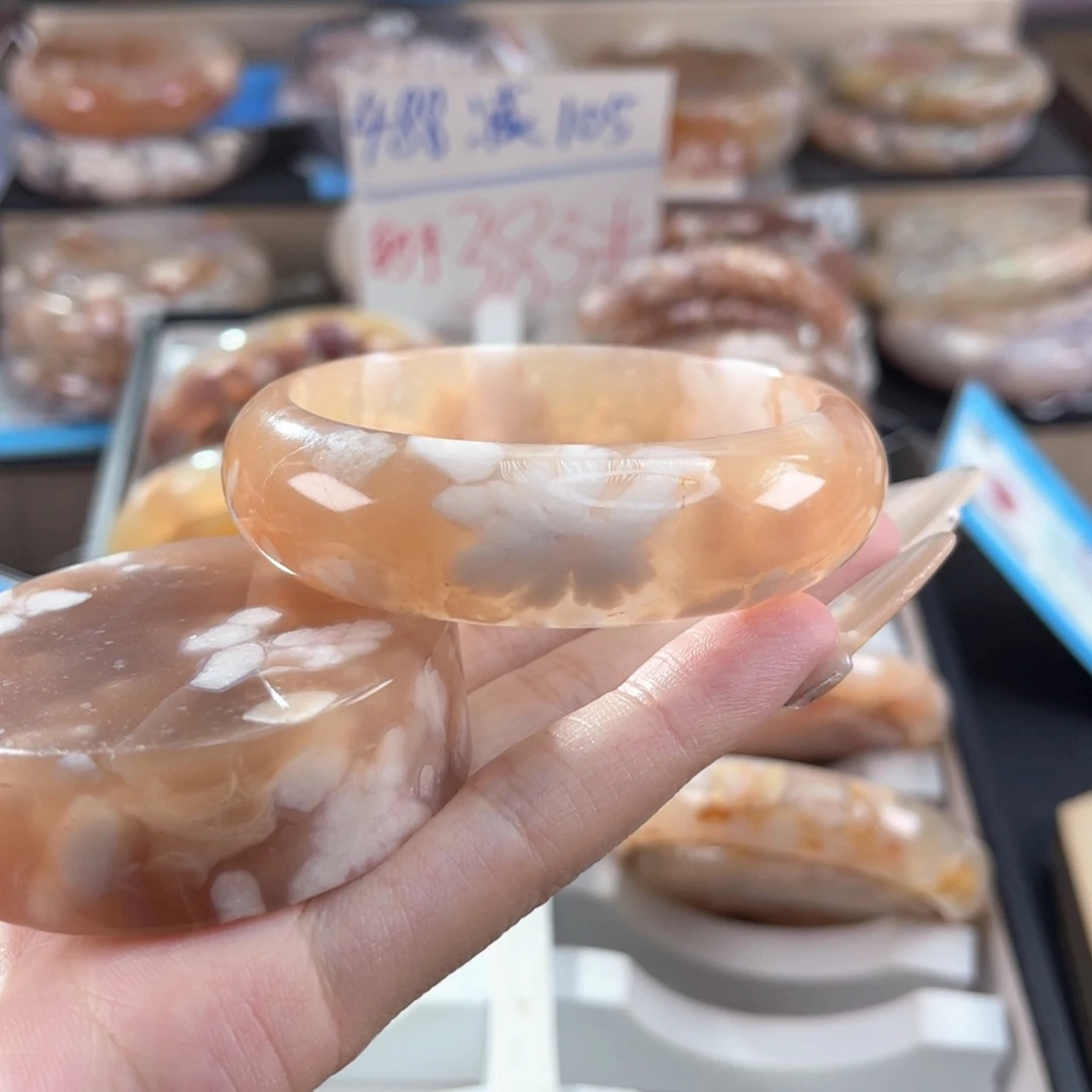 s***~石英质玉未镶嵌手镯56