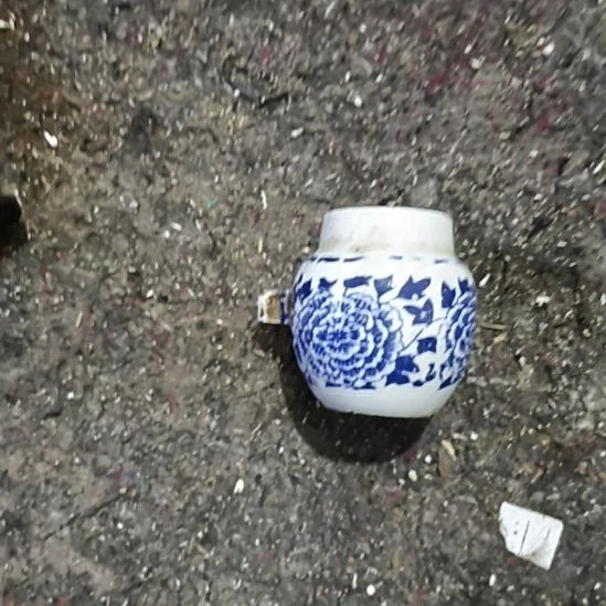 摆件瓷，，，，，，，，，，，，，，，，