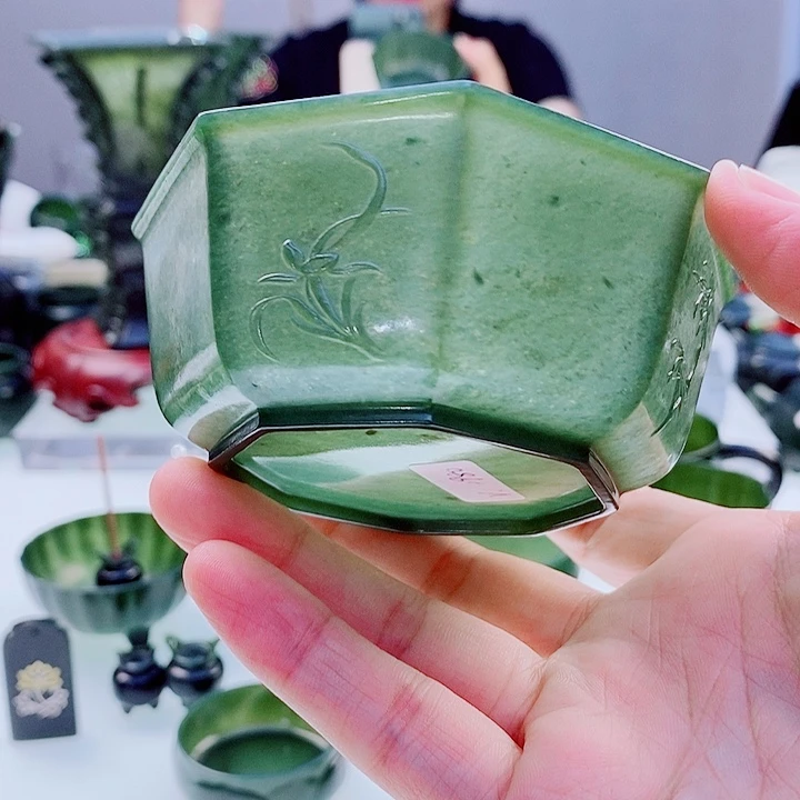 和田玉（青玉）未镶嵌把件微瑕
