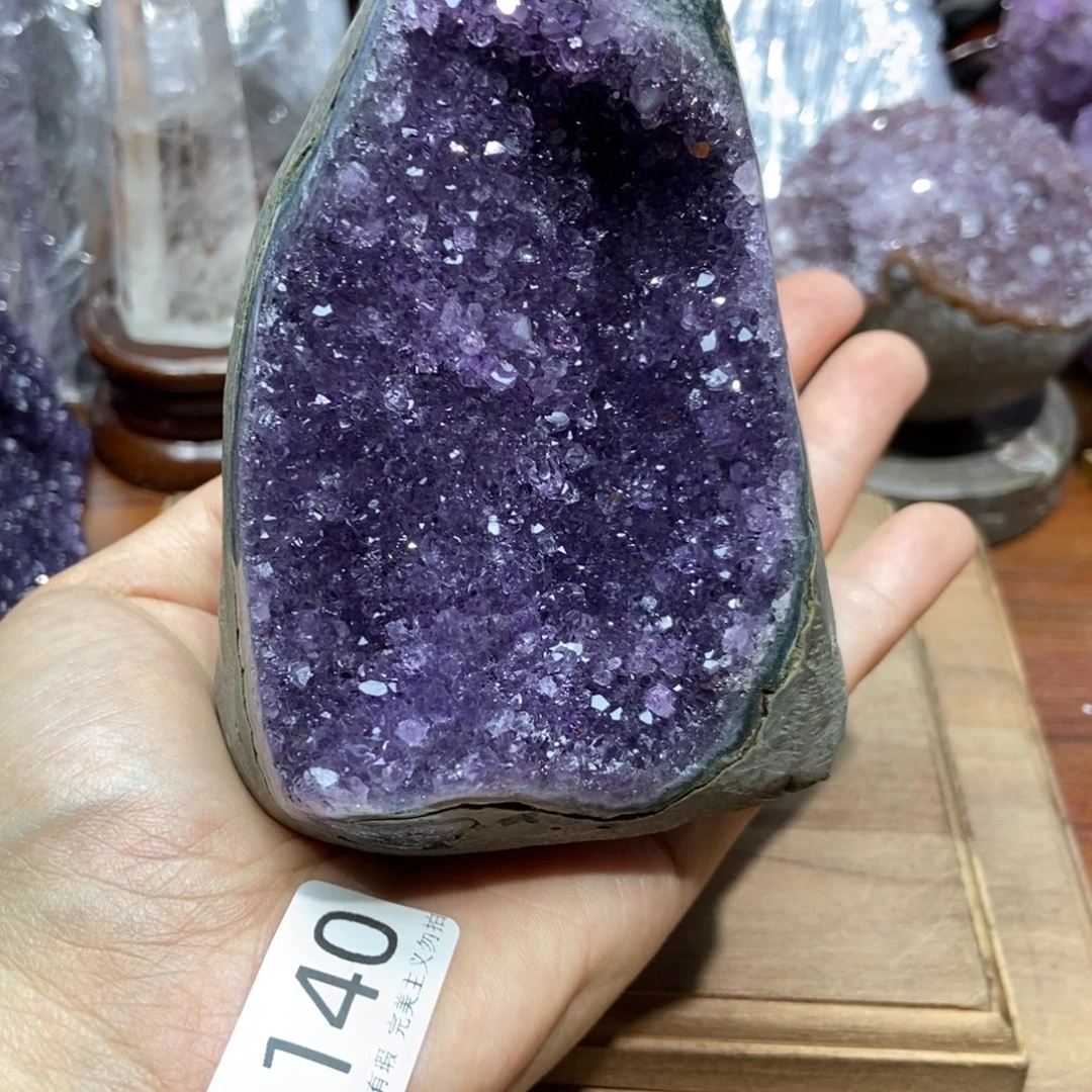 未镶嵌紫晶大型摆件（非配饰）