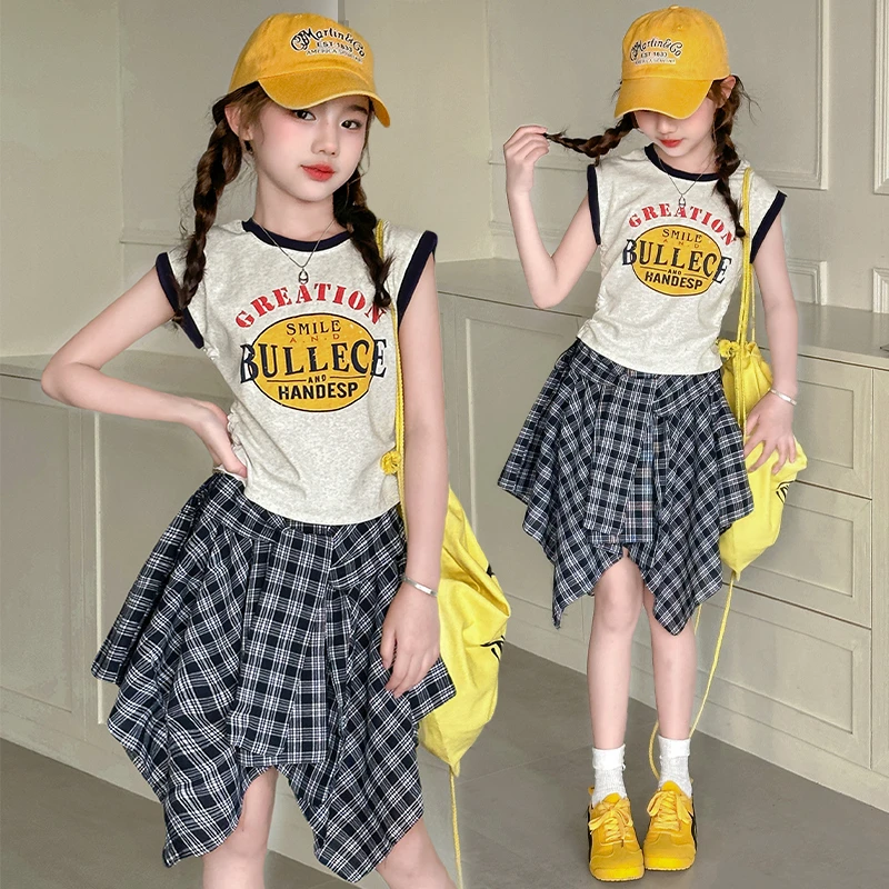 女童夏款短裙套装休闲2025新款中大童女孩夏季背心格子短裤两件套