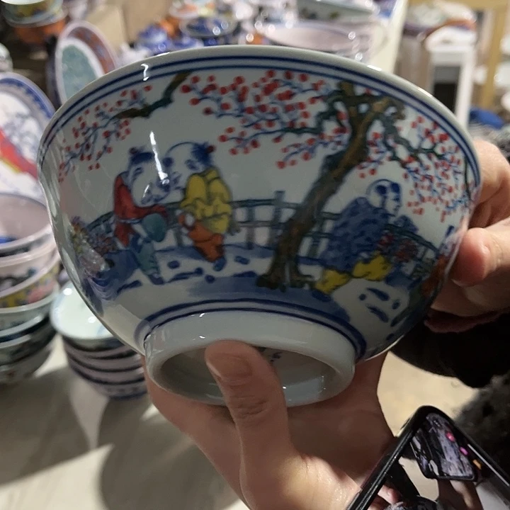 瓷片//////直径17厘米。绿西西。