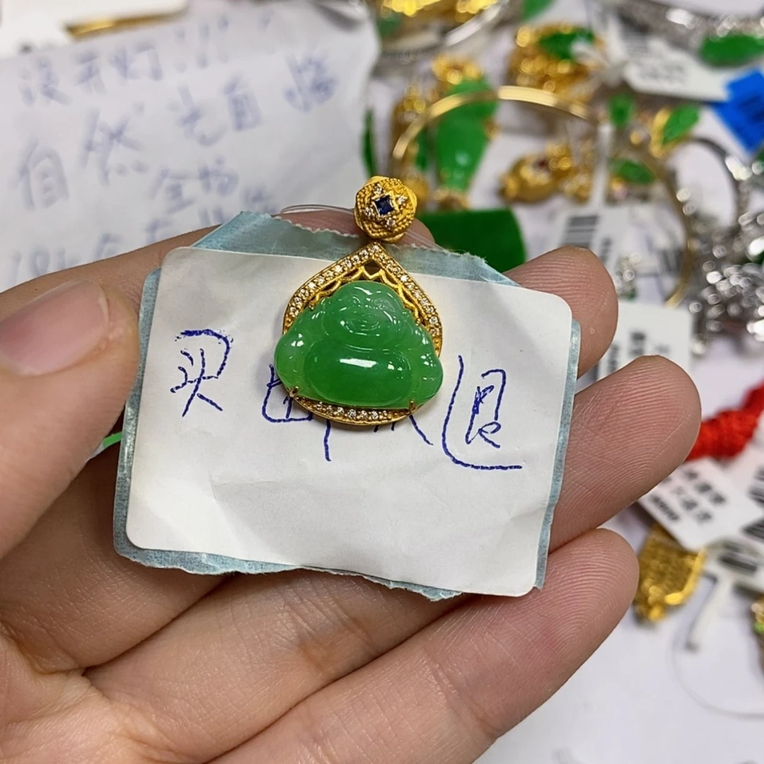 【闪购商品】足金镶嵌戒指翡翠洛*吉吊坠