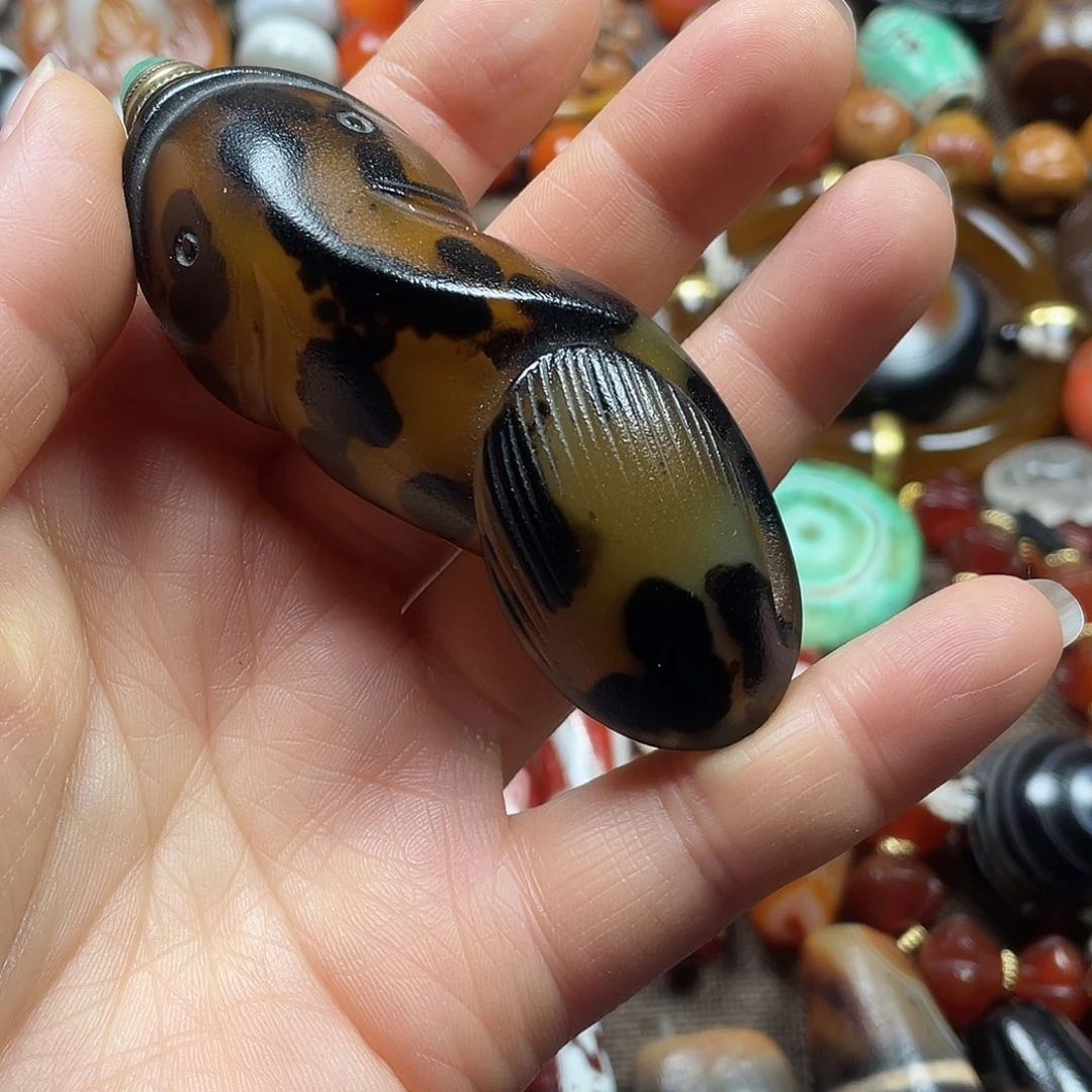 玛瑙/玉髓未镶嵌挂件