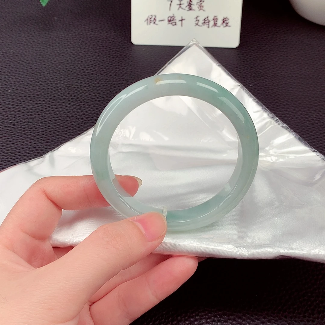 翡翠未镶嵌手镯翡翠