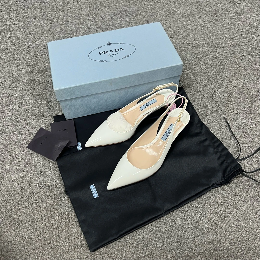 99新 AMIPARIS Prada白色高跟鞋35码