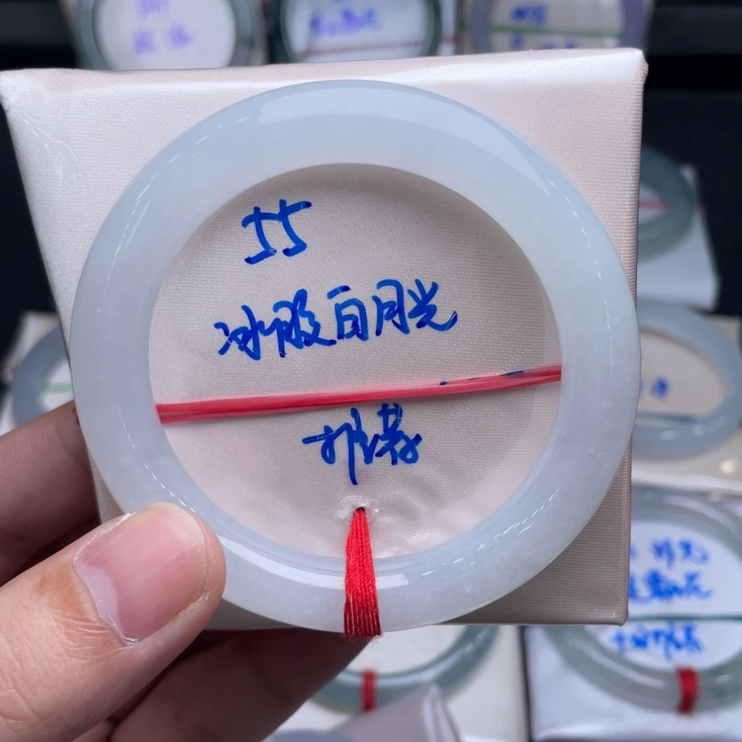 翡翠未镶嵌手镯翡翠手镯72