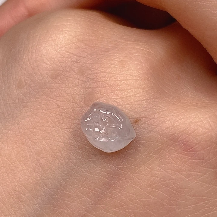 翡翠未镶嵌套链翡翠蛋面