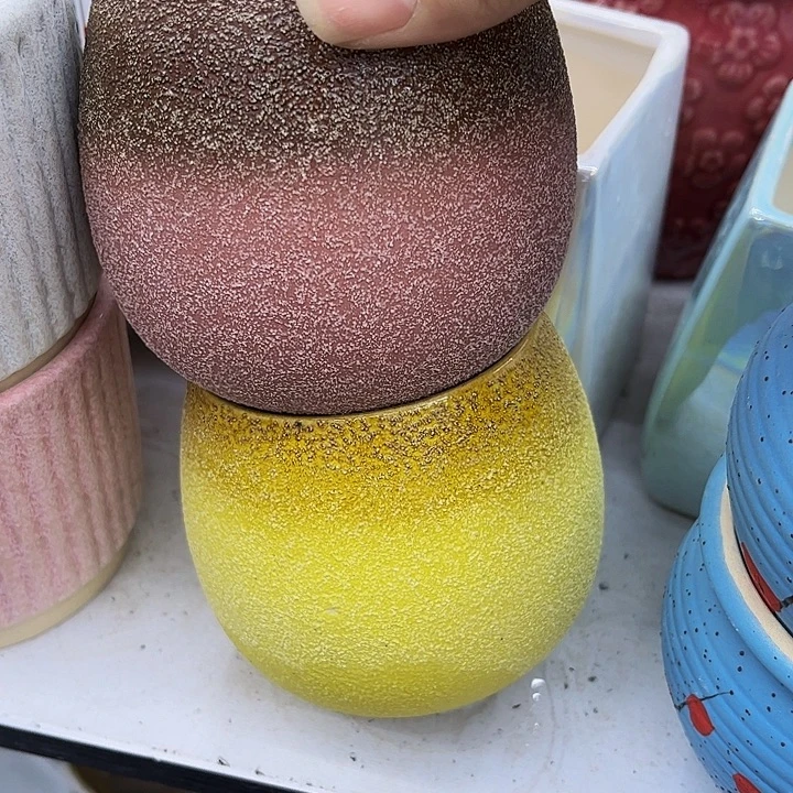 多肉绿植陶瓷花盆9.9包邮，有孔