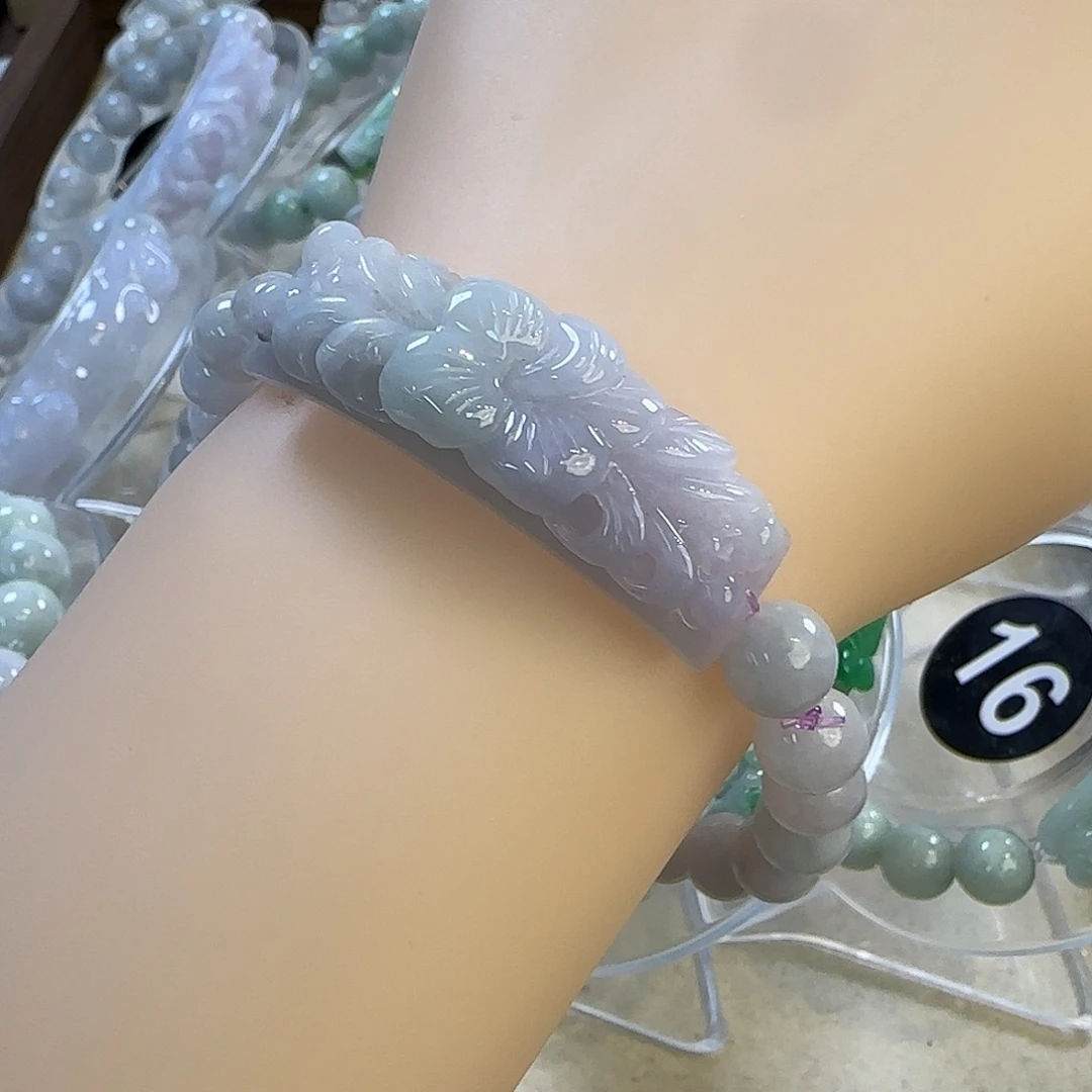 翡翠未镶嵌颈饰手牌5056