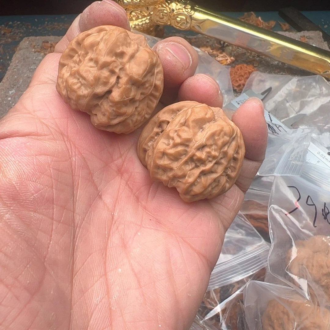 文玩核桃把件39.41蛤蟆头