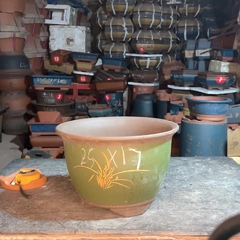 紫砂花盆金钟盆一个