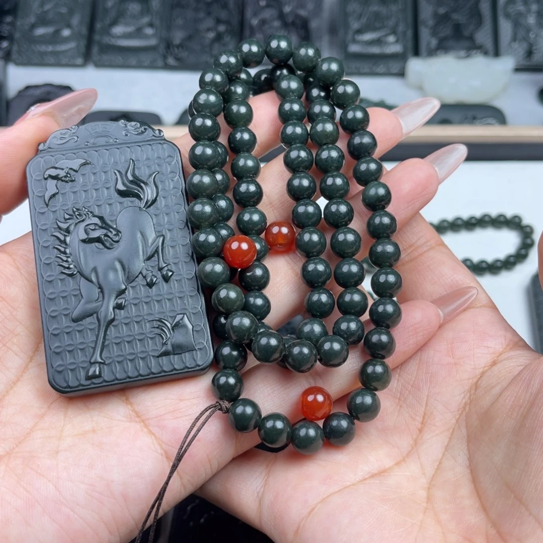 和田玉（青玉）未镶嵌颈饰梦***墨