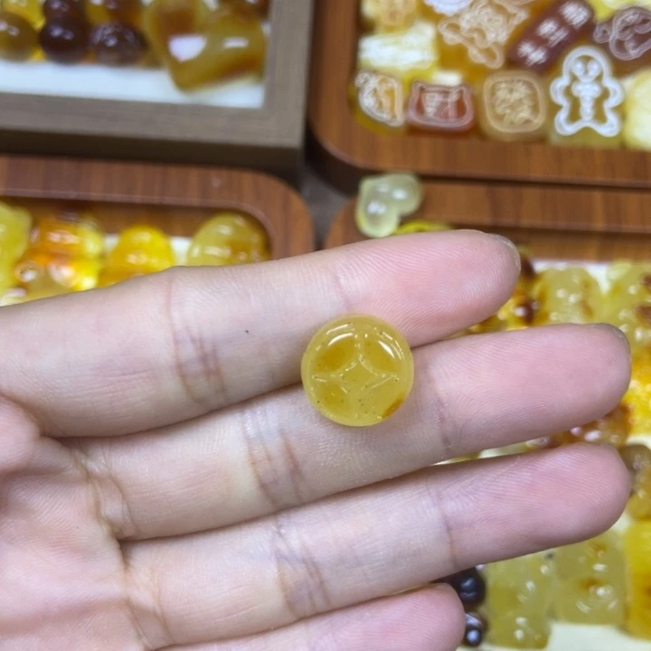 吊坠橄榄核福利钱币98