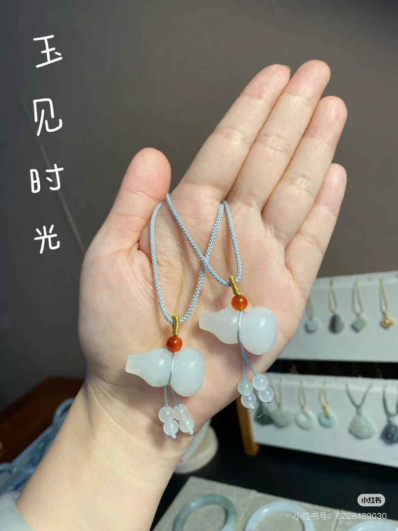 新疆天山翠宝玉葫芦飘绿网红男女同款