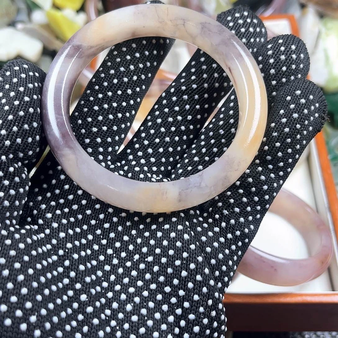 颈饰未镶嵌和田玉邓*林