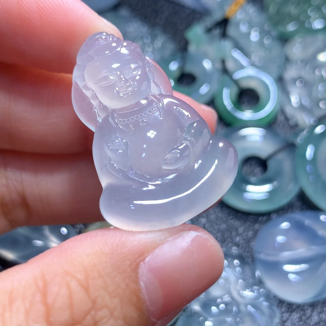 翡翠颈饰未镶嵌缅甸