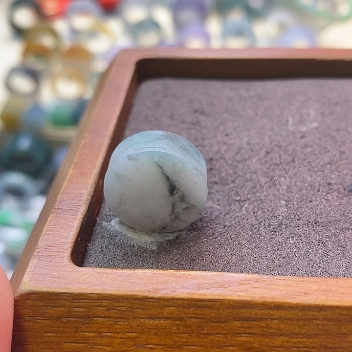 未镶嵌定制翡翠翡翠