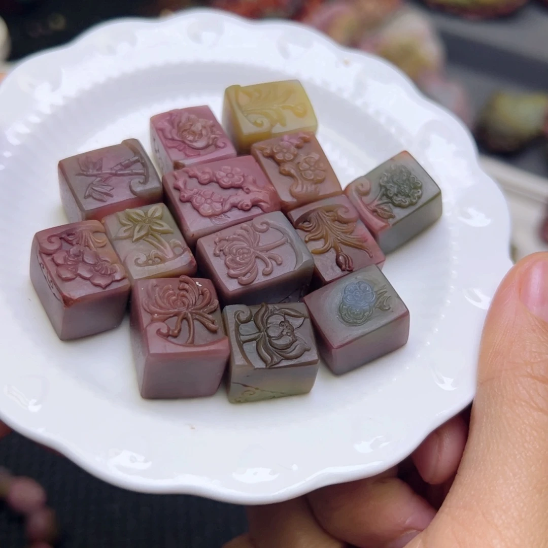 玛瑙/玉髓配件未镶嵌骑****蚁