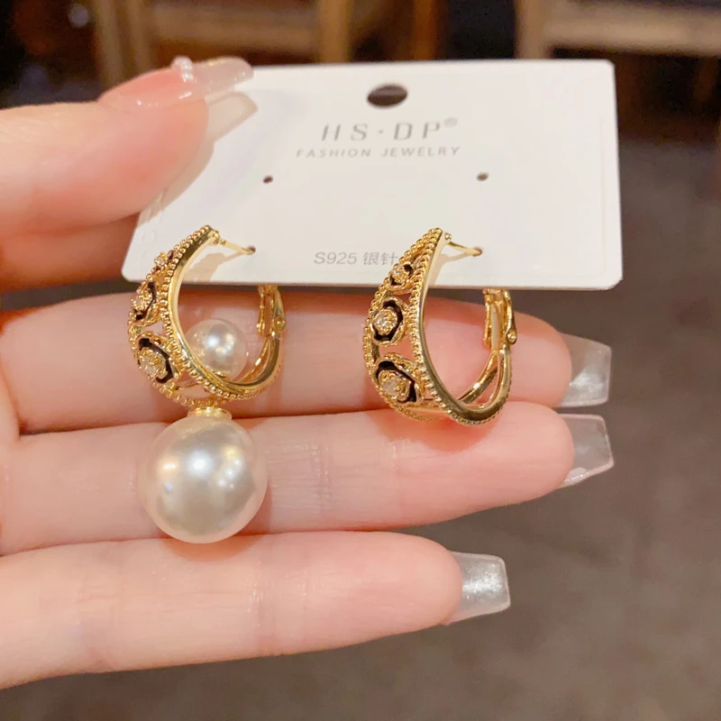 铜合金仿珍珠耳饰 轻奢时尚复古一款5戴花朵圆圈珍珠耳坠