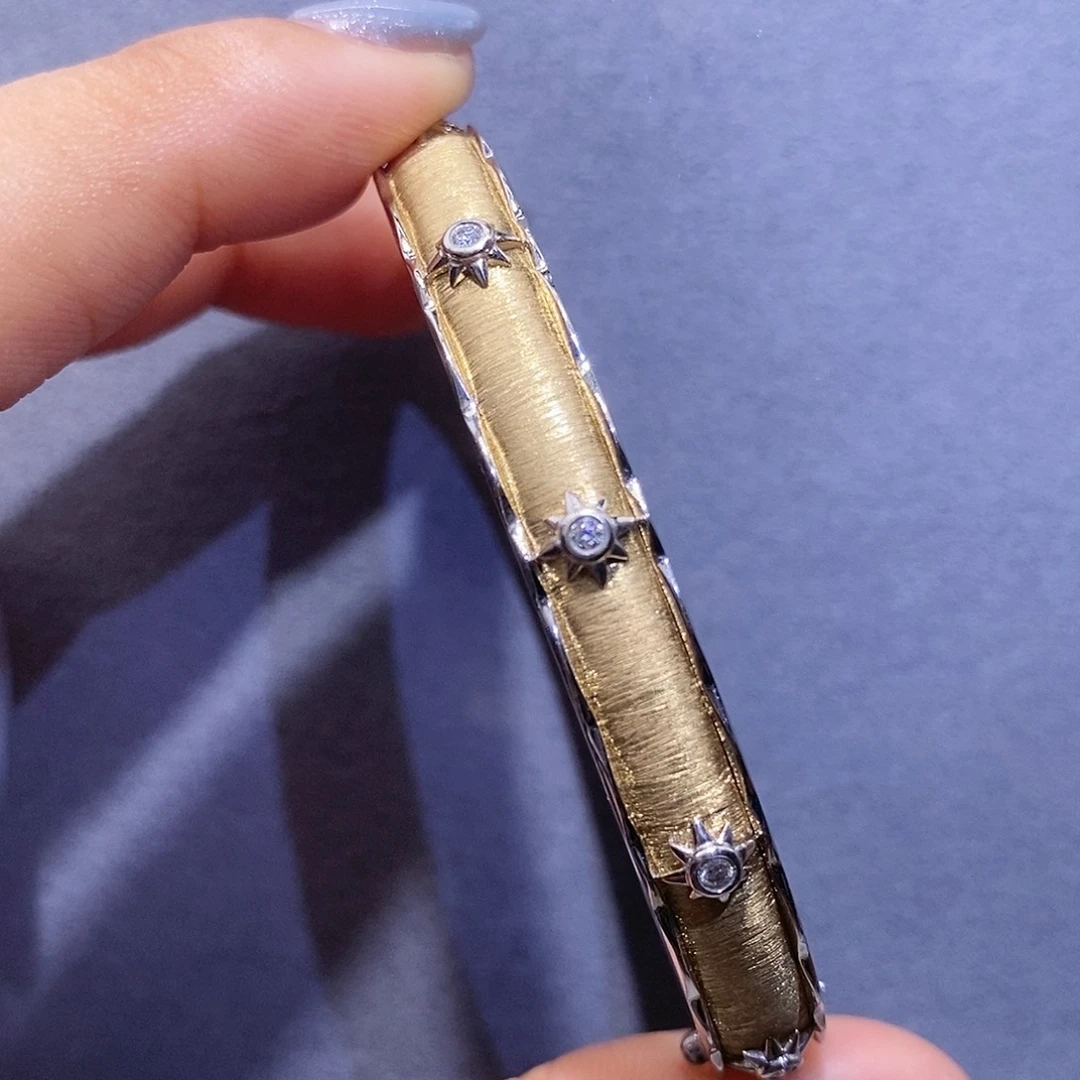 手镯18K金镶嵌钻石黄白双色八芒星拉丝手镯