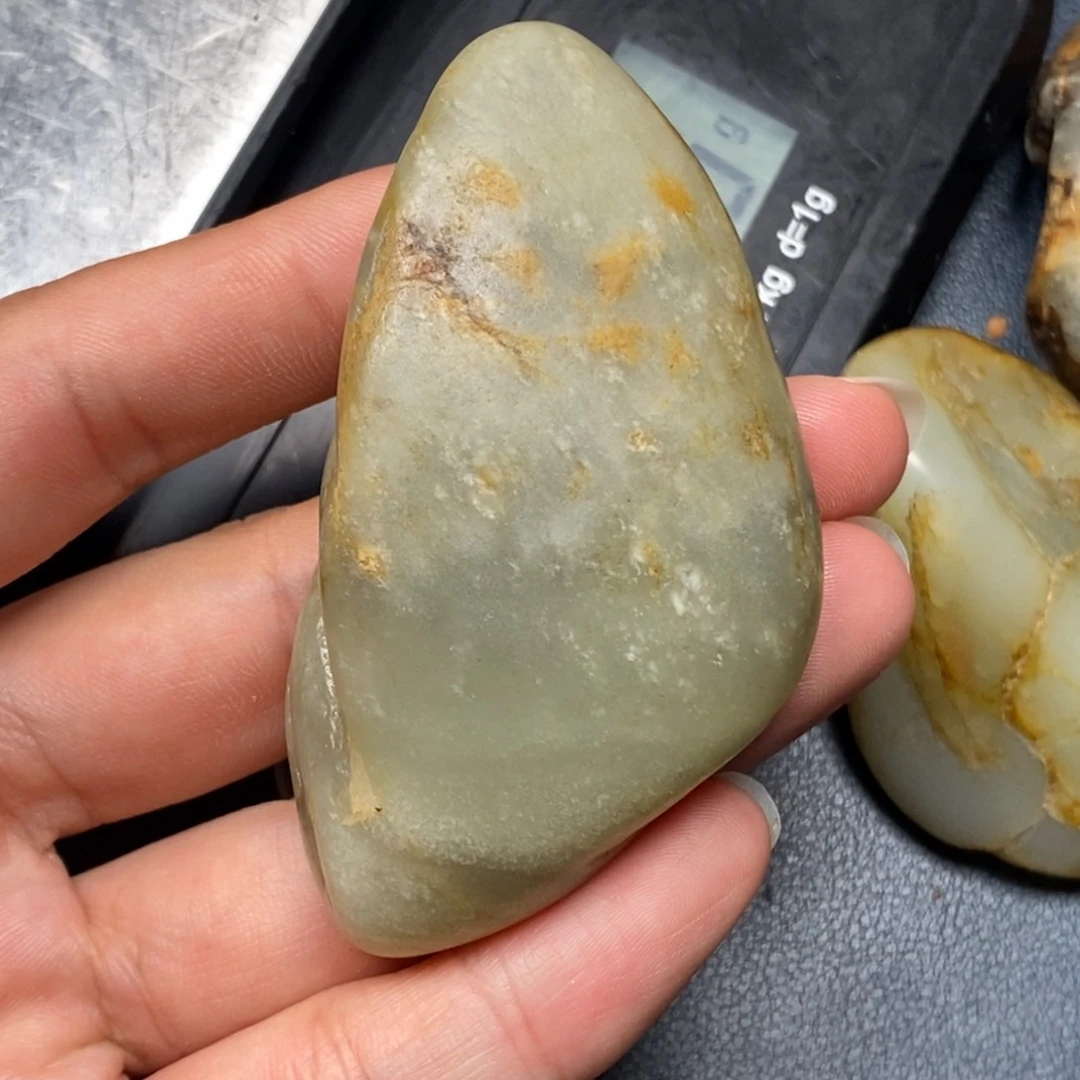 和田玉（糖玉）未镶嵌挂件