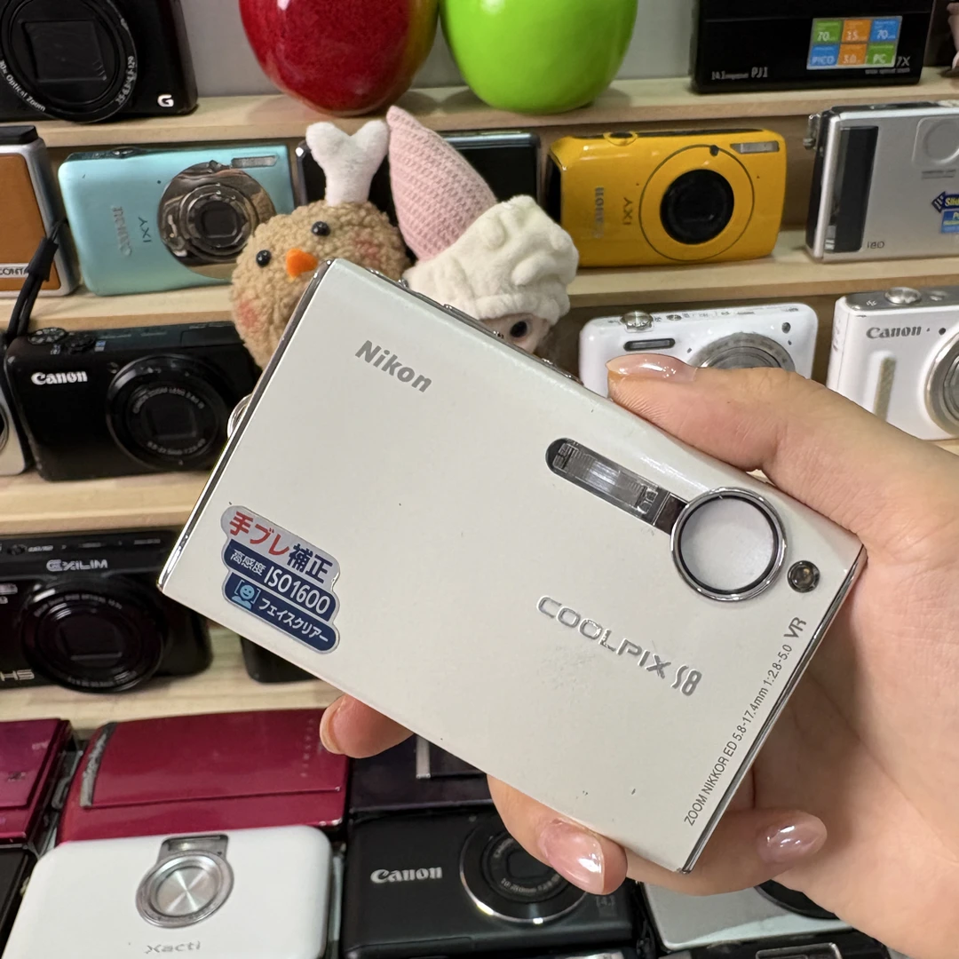 9新 Nikon/尼康 尼康s8奶白色拍人拍景福利款配件全