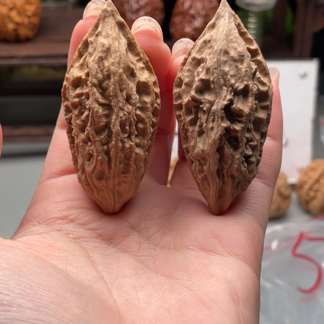 文玩核桃把件小楸千色差70